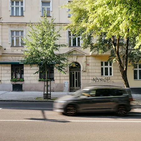 New&modern In Vibrant Area Near Centre! Appartement *