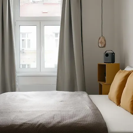 New&modern In Vibrant Area Near Centre! Appartement *