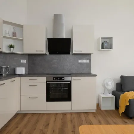 Appartement New&modern In Vibrant Area Near Centre! Praag