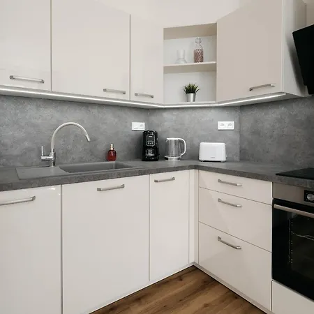 Appartement New&modern In Vibrant Area Near Centre! Praag