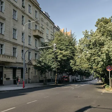 New&modern In Vibrant Area Near Centre! Praag